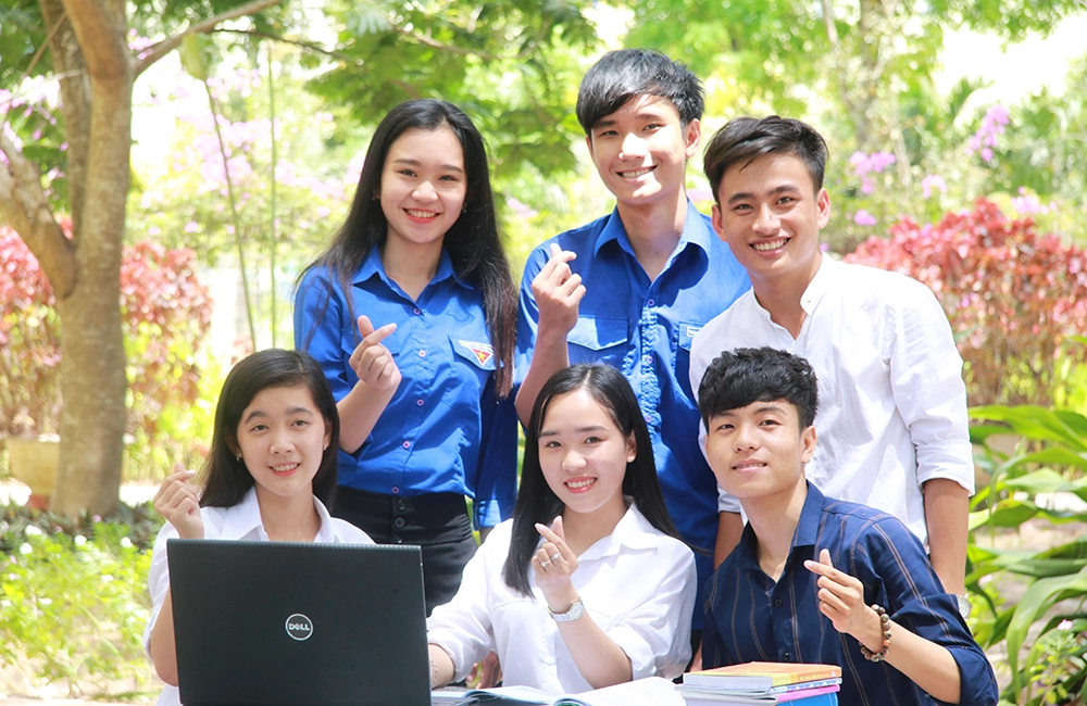 Học tiếng Anh từ năm nhất giúp mở rộng nhiều cơ hội học tập và làm việc cho sinh viên