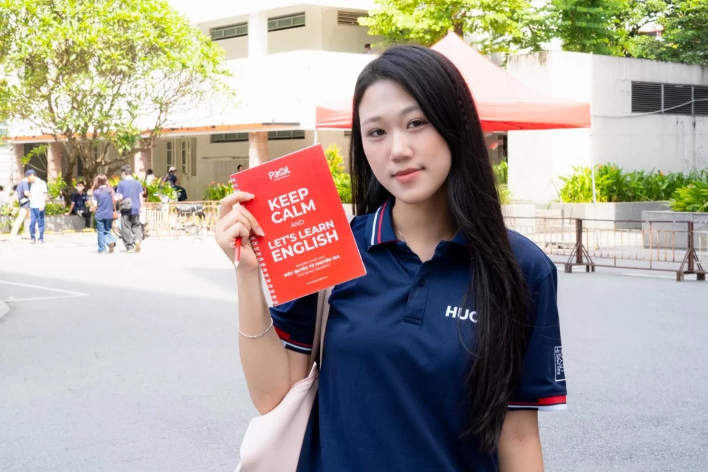 Pasal đồng hành cùng Tân sinh viên Trường Đại học Xây dựng Hà Nội trong ngày nhập học