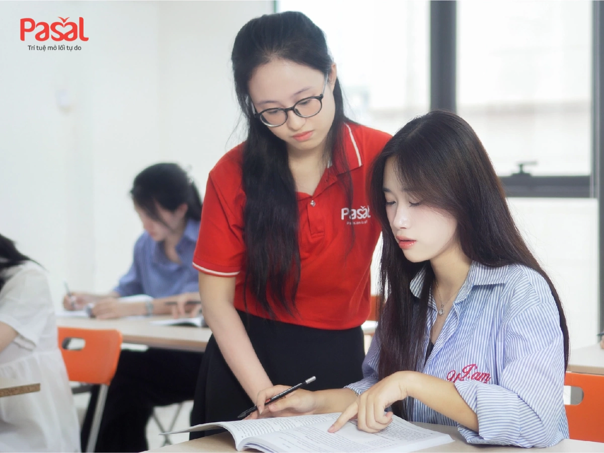 Bằng C1 tiếng Anh tương đương TOEIC bao nhiêu? [Cập nhật 2025]