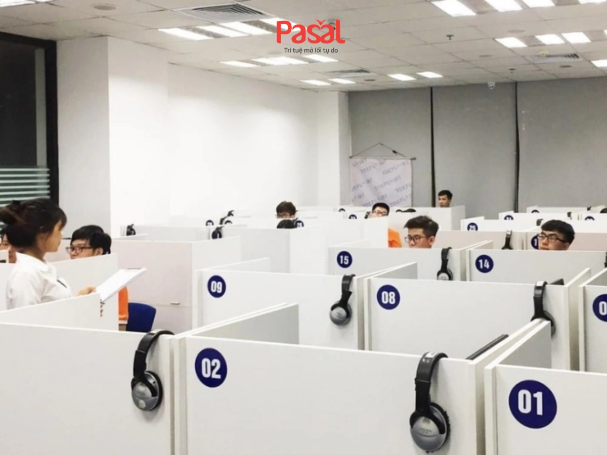 Kinh nghiệm thi TOEIC lần đầu: Nên chọn thi trên máy hay thi trên giấy?